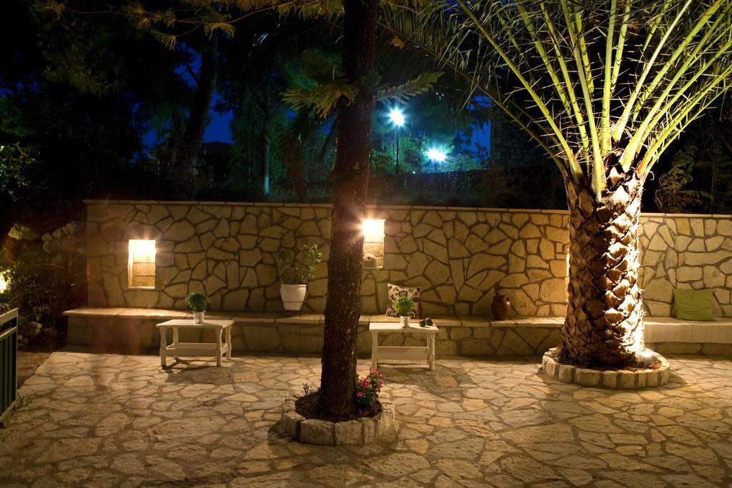 Isalos Vasiliki  Ngoại thất bức ảnh